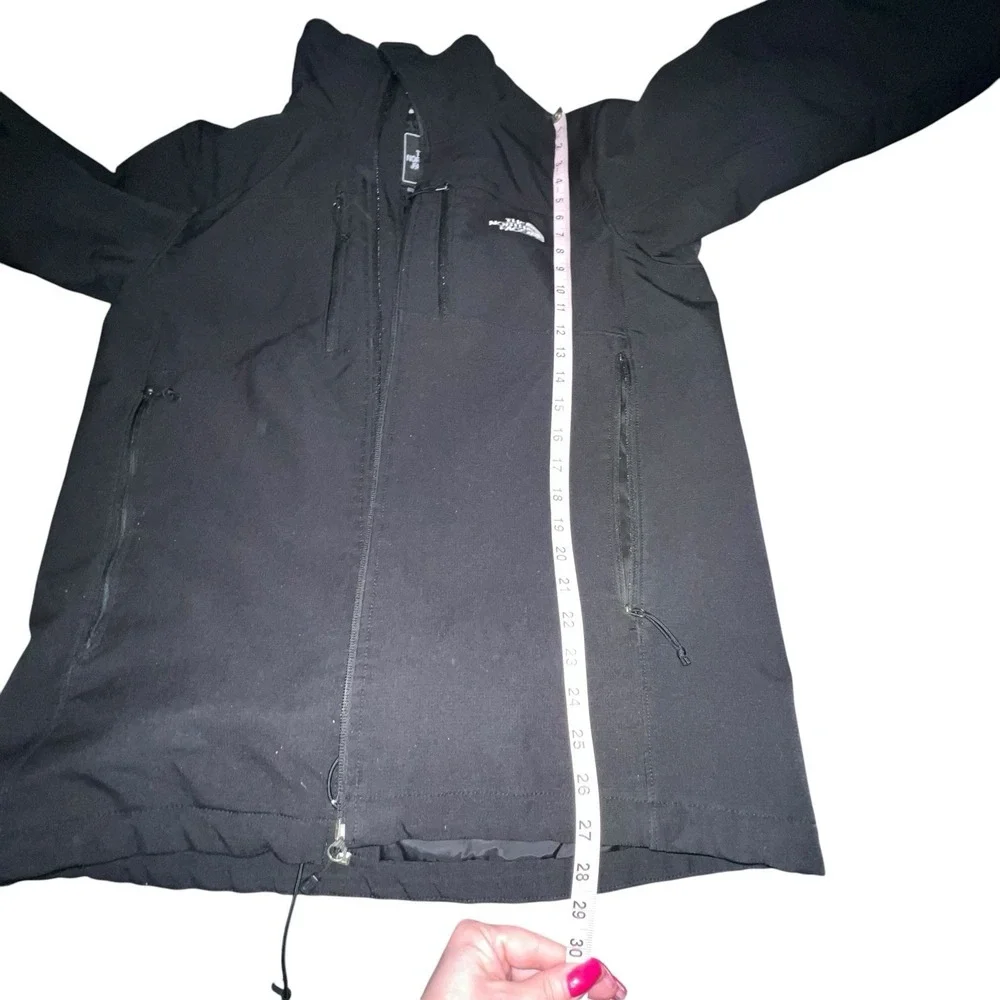 The North Face Men's Black Full Zip Jacket Size Medium Soft Shell Broken Zipper